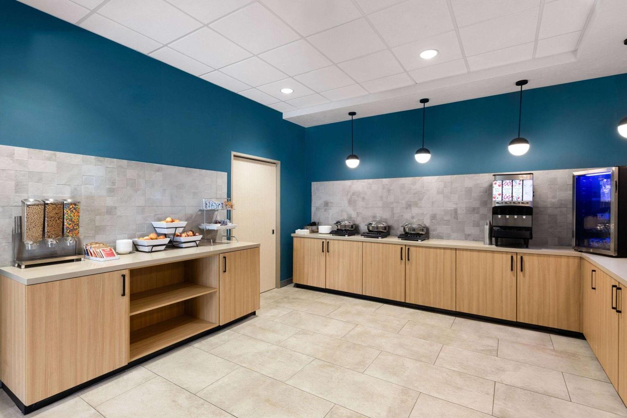 Wingate By Wyndham Kingman Hotel Exterior photo